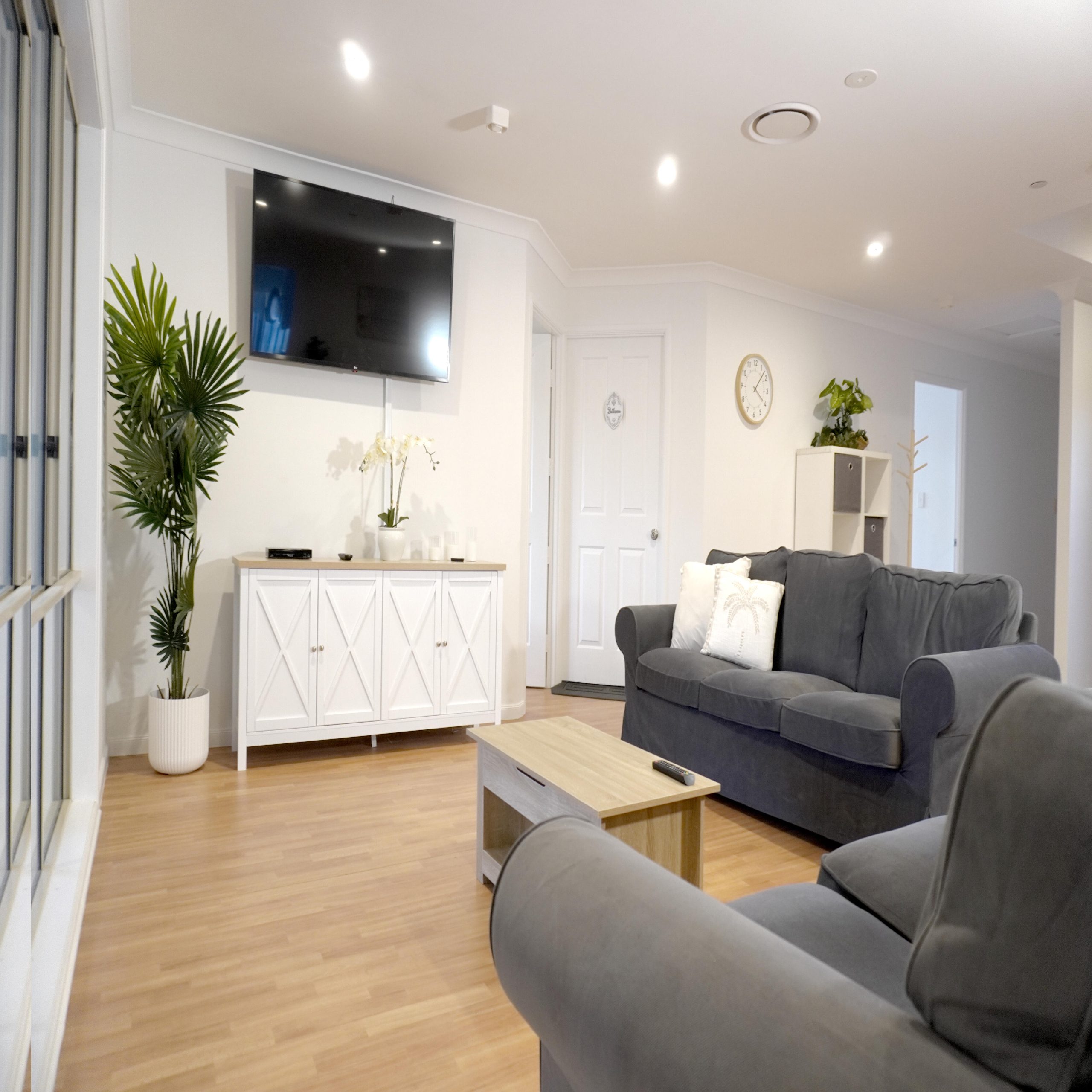 Pottsville house living room